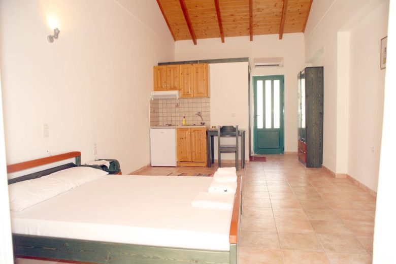 Lenia Lefkada Studio